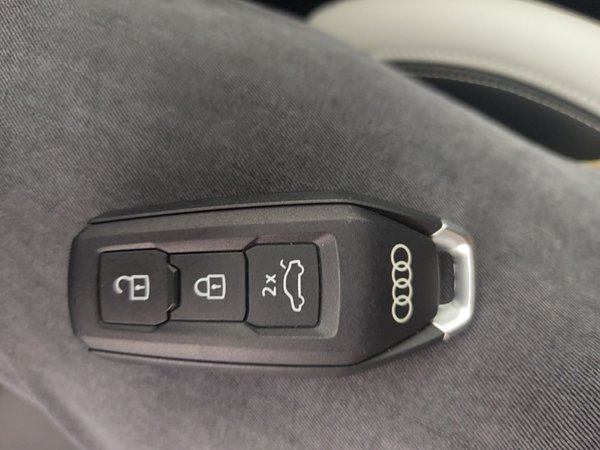 Audi A5L 2026, 8000 км, за 36853 USD - фото 12