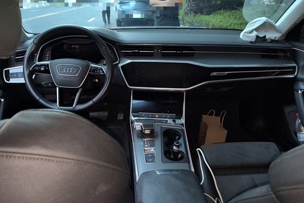 Audi A6 2022, 65500 км, за 30681 USD - фото 9