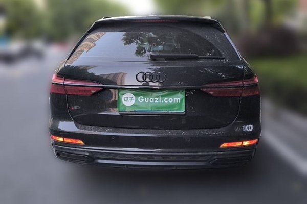 Audi A6 2022, 65500 км, за 30681 USD