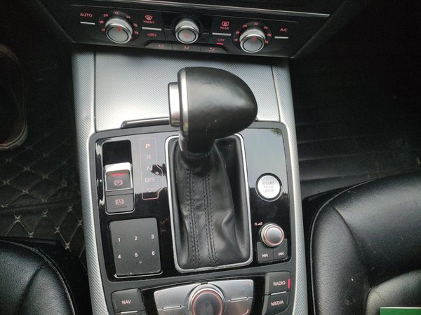 Audi A6L 2014, 120000 км, за 11848 USD - фото 15