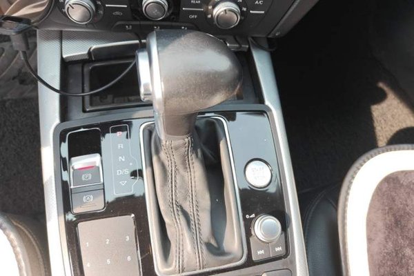 Audi A6L 2014, 121100 км, за 11990 USD
