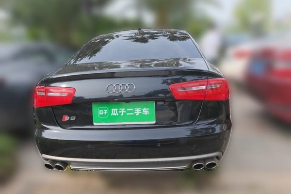 Audi A6L 2014, 121100 км, за 11990 USD