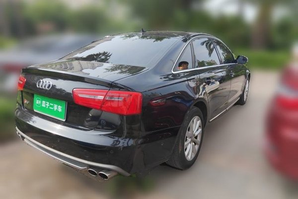 Audi A6L 2014, 121100 км, за 11990 USD