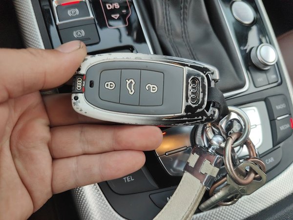 Audi A6L 2014, 156700 км, за 8757 USD - фото 9