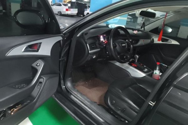 Audi A6L 2014, 185300 км, за 11793 USD - фото 19