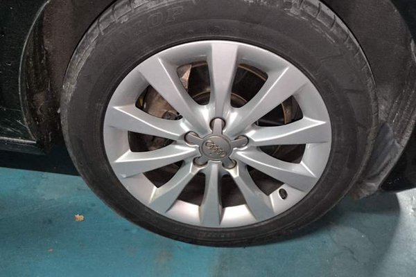 Audi A6L 2014, 67600 км, за 13147 USD