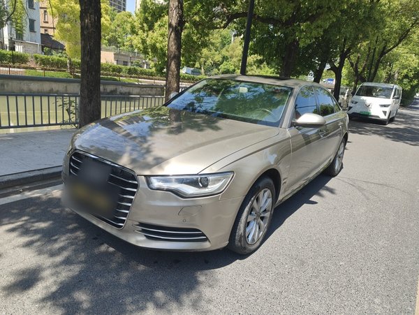 Audi A6L · 2014 год