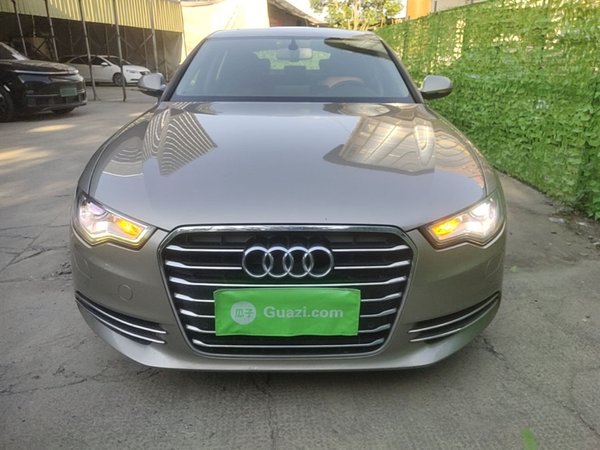 Audi A6L 2014, 110500 км, за 10522 USD
