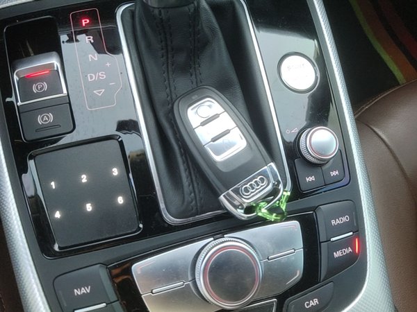 Audi A6L 2014, 110500 км, за 10522 USD - фото 20