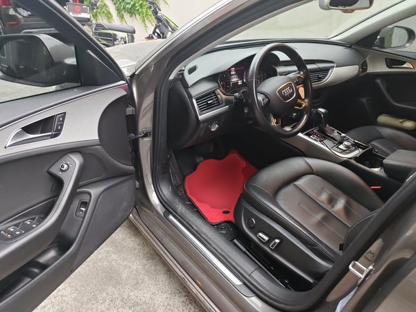 Audi A6L 2018, 133300 км, за 14638 USD - фото 17