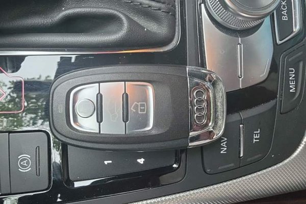 Audi A6L 2018, 131900 км, за 20824 USD - фото 17