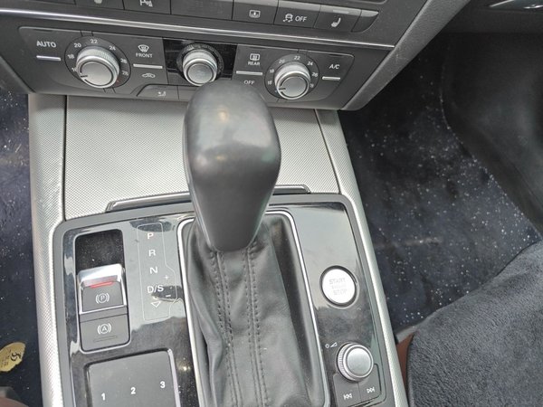 Audi A6L 2018, 165300 км, за 17057 USD - фото 13