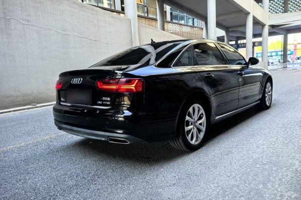 Audi A6L 2018, 90200 км, за 20918 USD