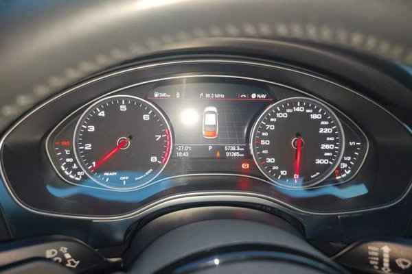 Audi A6L 2018, 91199 км, за 18184 USD - фото 12