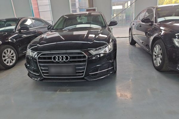 Audi A6L 2018, 102200 км, за 24521 USD