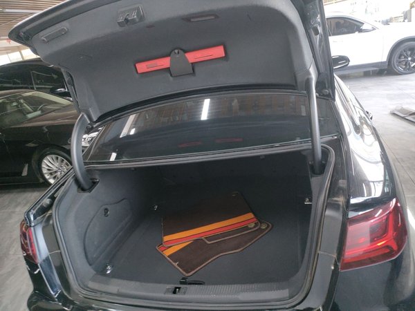 Audi A6L 2018, 152700 км, за 18252 USD - фото 18