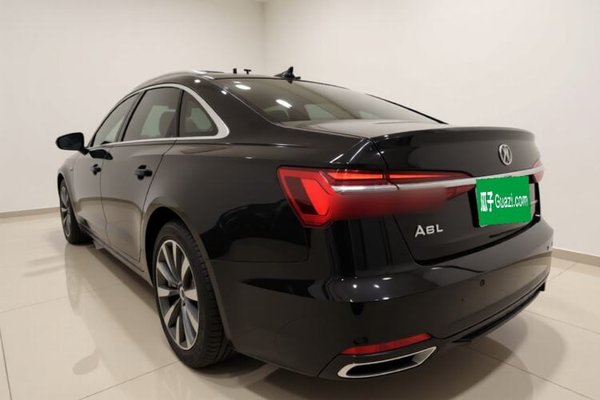Audi A6L 2019, 51100 км, за 32840 USD