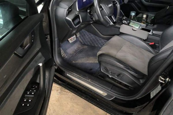 Audi A6L 2019, 60400 км, за 29621 USD - фото 19