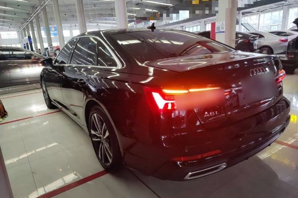 Audi A6L 2019, 81600 км, за 30809 USD