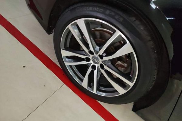 Audi A6L 2019, 81600 км, за 30809 USD - фото 10
