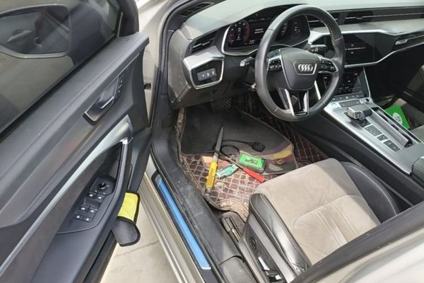 Audi A6L 2019, 95400 км, за 25674 USD - фото 23