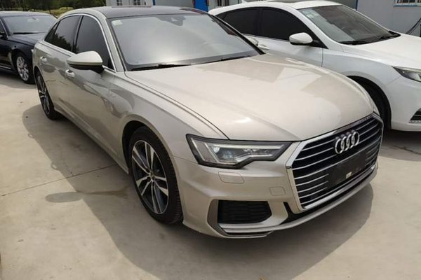 Audi A6L 2019, 95400 км, за 25674 USD - фото 12