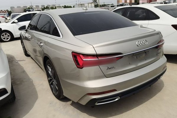 Audi A6L 2019, 95400 км, за 25674 USD - фото 13