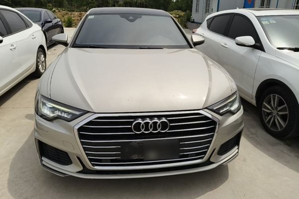 Audi A6L 2019, 95400 км, за 25674 USD