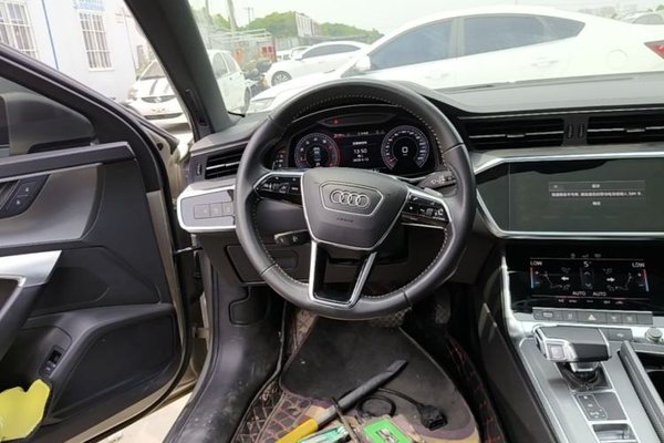 Audi A6L 2019, 95400 км, за 25674 USD - фото 18