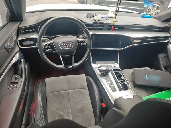 Audi A6L 2019, 66700 км, за 27731 USD - фото 10