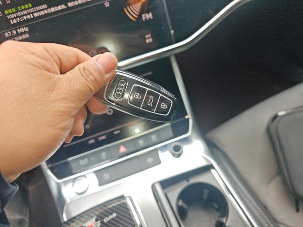 Audi A6L 2019, 66700 км, за 27731 USD - фото 9