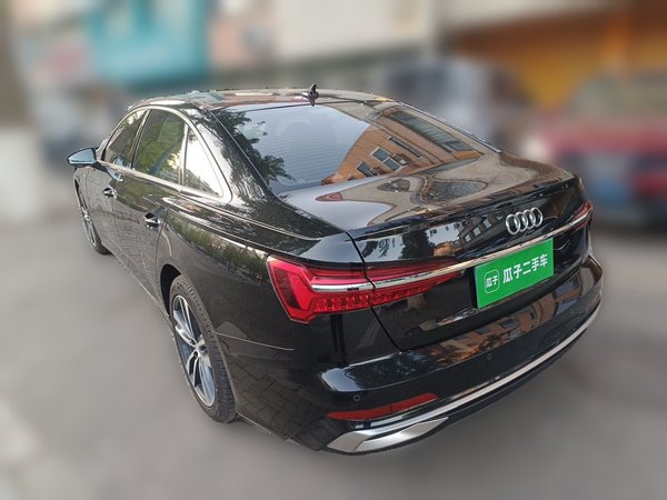 Audi A6L 2020, 112600 км, за 26438 USD