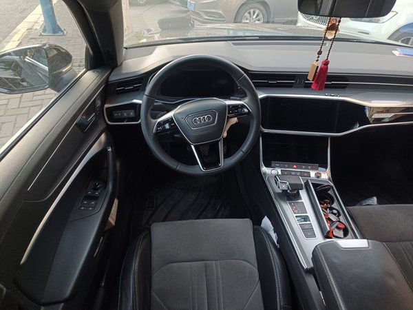 Audi A6L 2020, 112600 км, за 26438 USD - фото 11