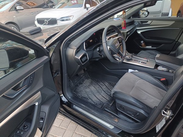 Audi A6L 2020, 112600 км, за 26438 USD - фото 17