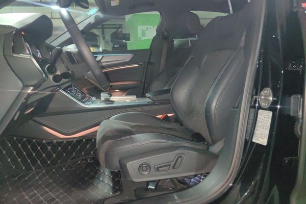 Audi A6L 2020, 53700 км, за 34559 USD - фото 16