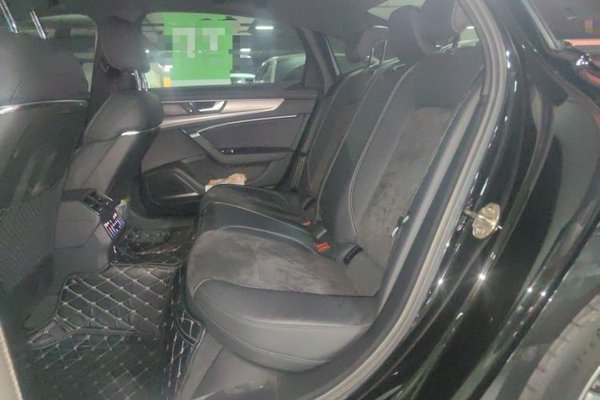 Audi A6L 2020, 53700 км, за 34559 USD - фото 18