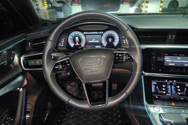Audi A6L 2020, 53700 км, за 34559 USD - фото 11