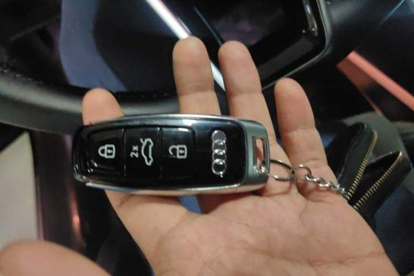 Audi A6L 2020, 53700 км, за 34559 USD - фото 9