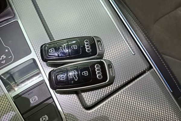 Audi A6L 2021, 108500 км, за 29474 USD - фото 22