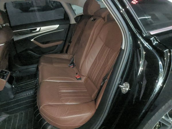 Audi A6L 2021, 118200 км, за 32011 USD - фото 10