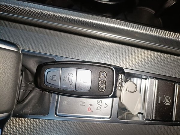 Audi A6L 2021, 54100 км, за 30557 USD - фото 12