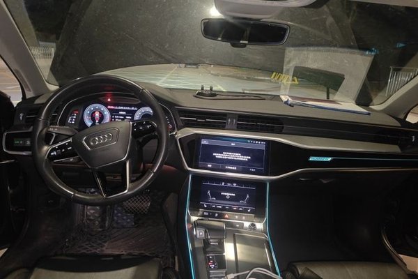 Audi A6L 2021, 62500 км, за 30908 USD - фото 9