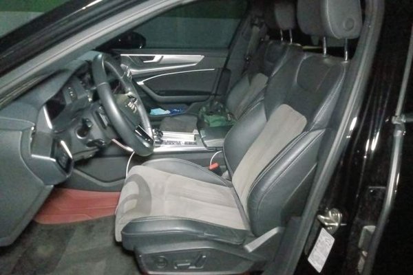 Audi A6L 2021, 95600 км, за 31372 USD - фото 12
