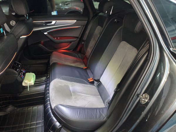 Audi A6L 2021, 130399 км, за 28743 USD - фото 18