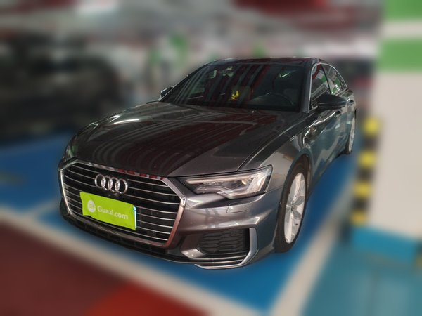 Audi A6L · 2021 год