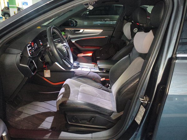 Audi A6L 2021, 130399 км, за 28743 USD - фото 16