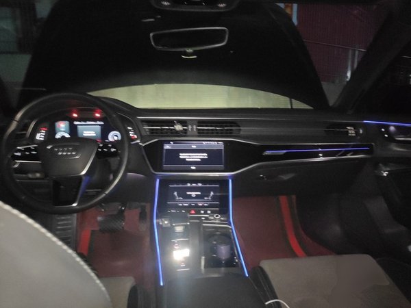 Audi A6L 2022, 103600 км, за 36434 USD - фото 10