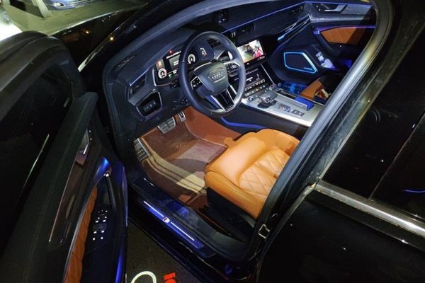 Audi A6L 2022, 62900 км, за 33737 USD - фото 17