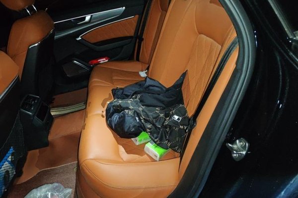 Audi A6L 2022, 62900 км, за 33737 USD - фото 18