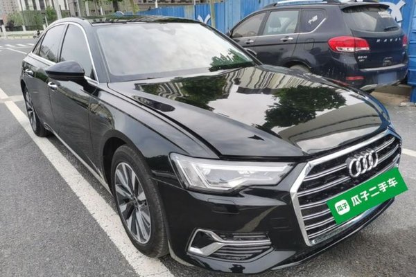 Audi A6L 2023, 17300 км, за 35868 USD